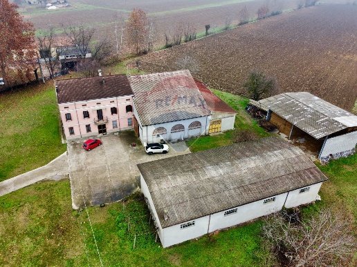 casa indipendente in vendita a Marcaria