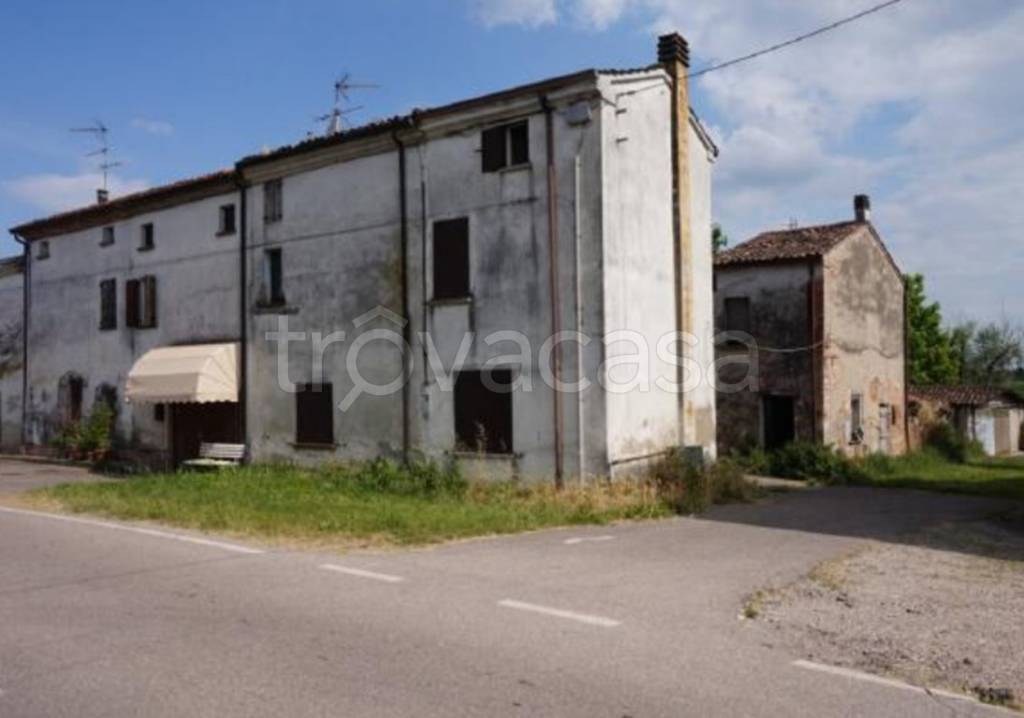 casa indipendente in vendita a Marcaria in zona Canicossa