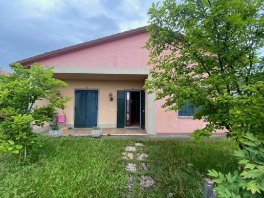 casa indipendente in vendita a Marcaria in zona San Michele in Bosco