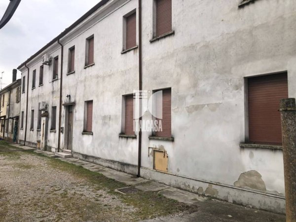casa indipendente in vendita a Marcaria in zona Gabbiana