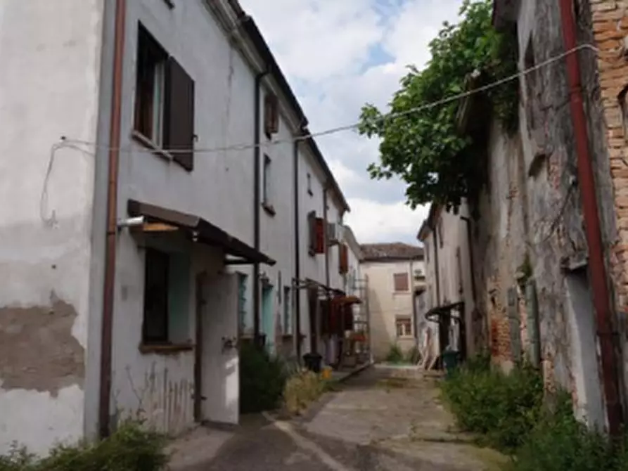casa indipendente in vendita a Marcaria in zona Canicossa