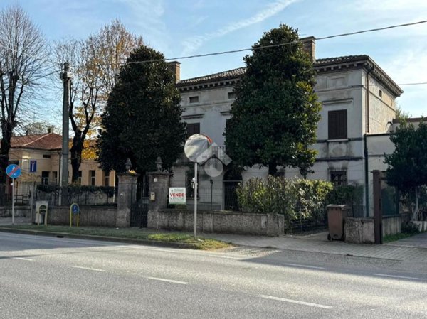 casa indipendente in vendita a Marcaria