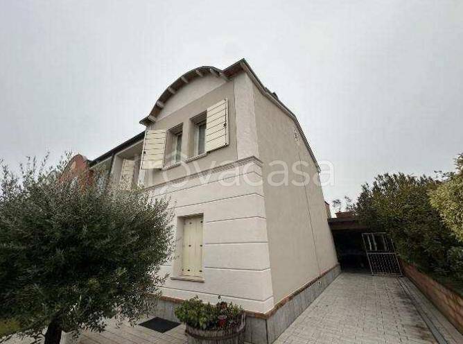 casa indipendente in vendita a Marcaria
