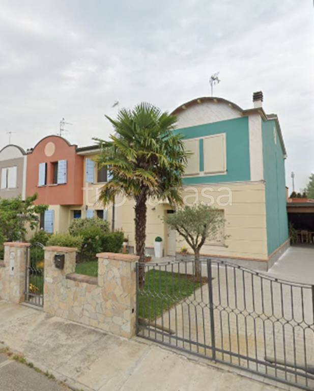 casa indipendente in vendita a Marcaria