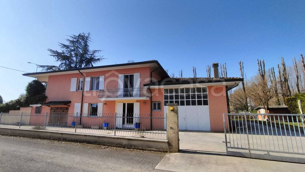 casa indipendente in vendita a Marcaria in zona Pilastro