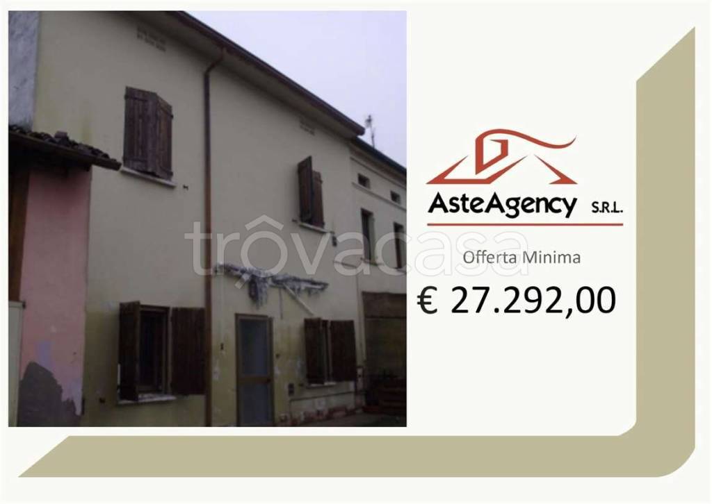 casa indipendente in vendita a Marcaria in zona Casatico
