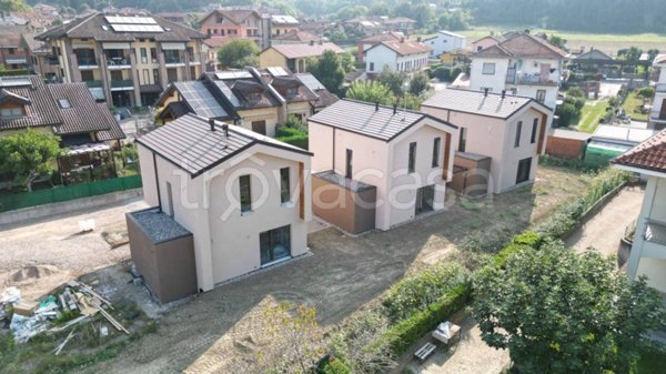 casa indipendente in vendita a San Raffaele Cimena in zona Piana