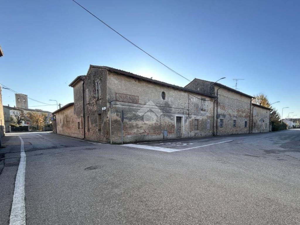 casa indipendente in vendita a Mariana Mantovana