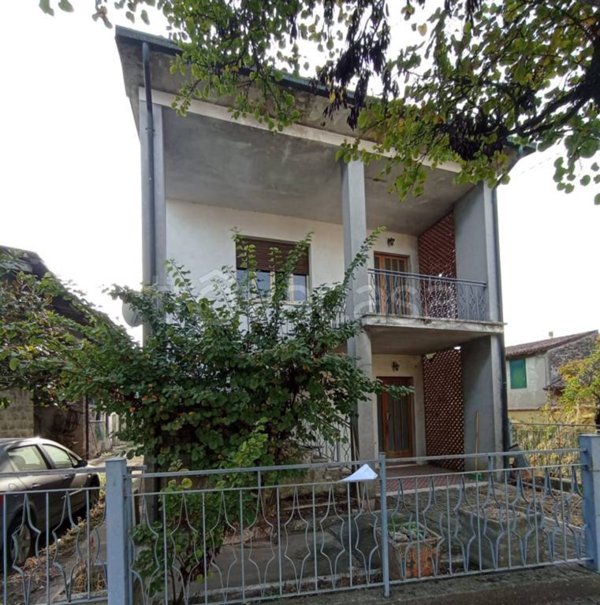 casa indipendente in vendita a Mariana Mantovana