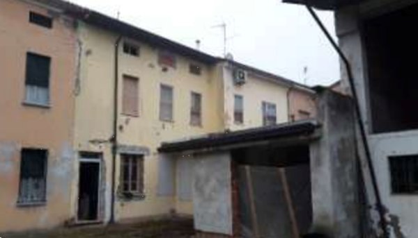 casa indipendente in vendita a Mariana Mantovana