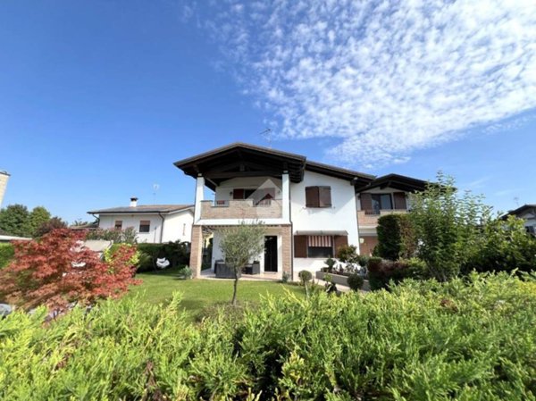 casa indipendente in vendita a Mariana Mantovana