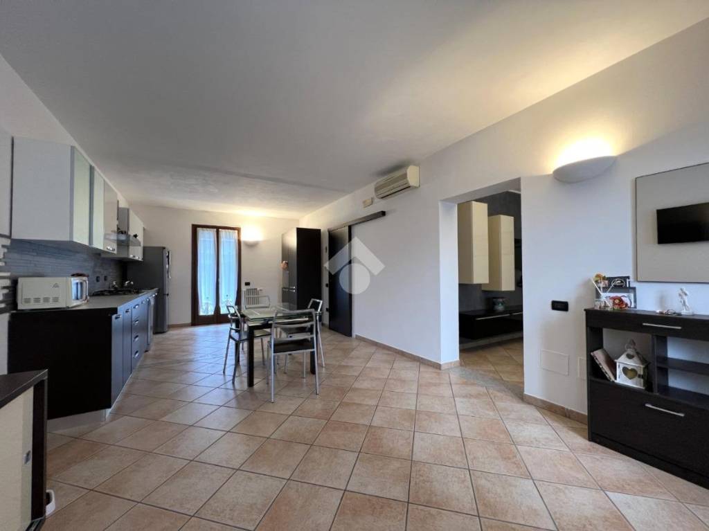 casa indipendente in vendita a Mariana Mantovana