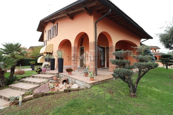 casa indipendente in vendita a Marmirolo