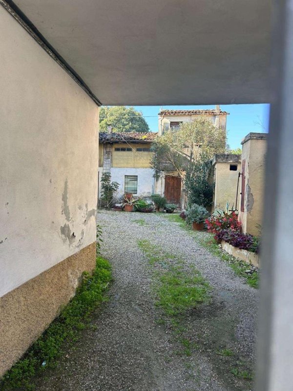 casa indipendente in vendita a Marmirolo