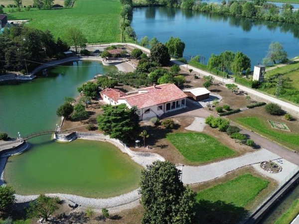 villa in vendita a Marmirolo