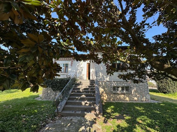 casa indipendente in vendita a Marmirolo