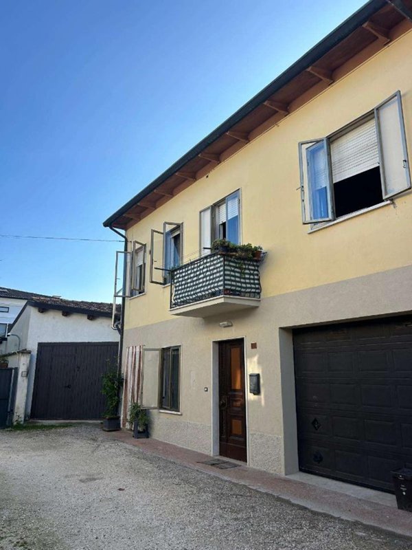 casa indipendente in vendita a Marmirolo