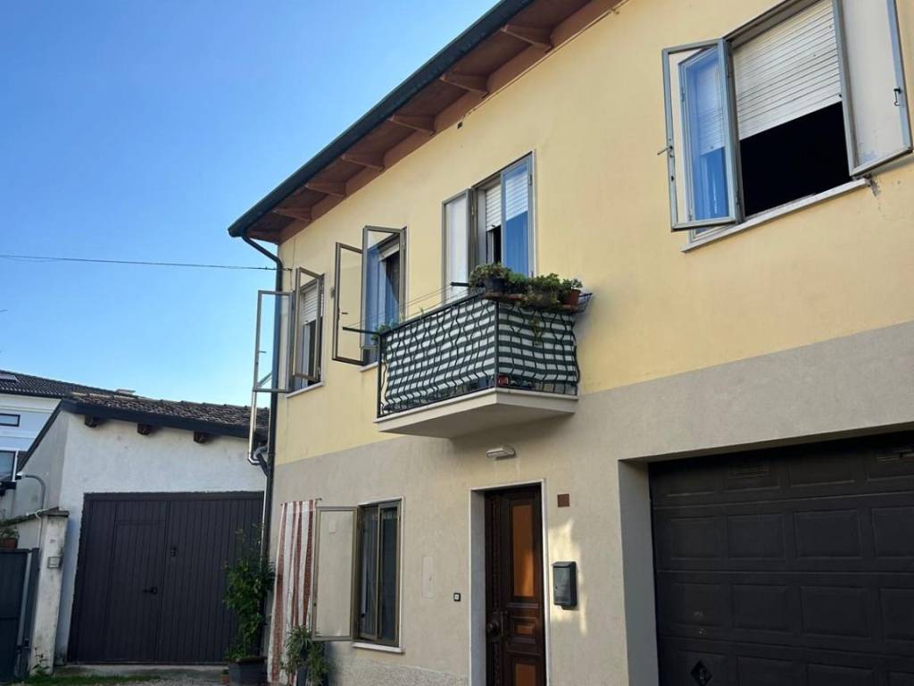 casa indipendente in vendita a Marmirolo