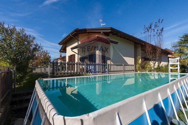 casa indipendente in vendita a Marmirolo in zona Pozzolo