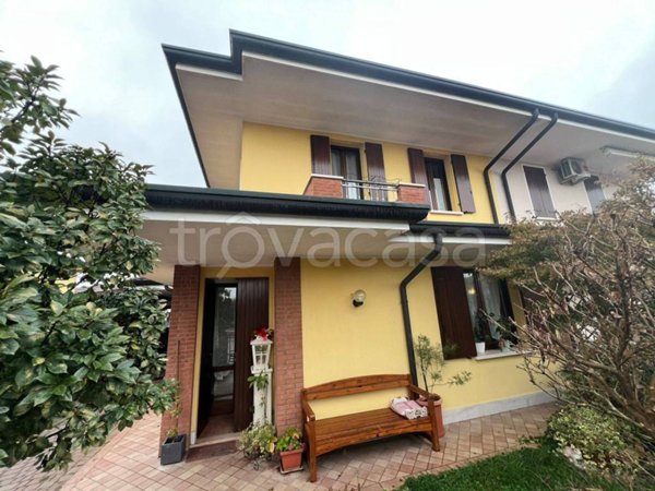 casa indipendente in vendita a Marmirolo