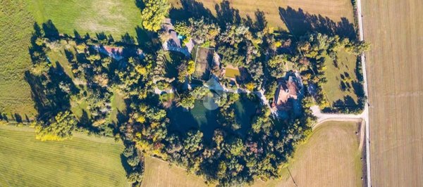 casa indipendente in vendita a Marmirolo