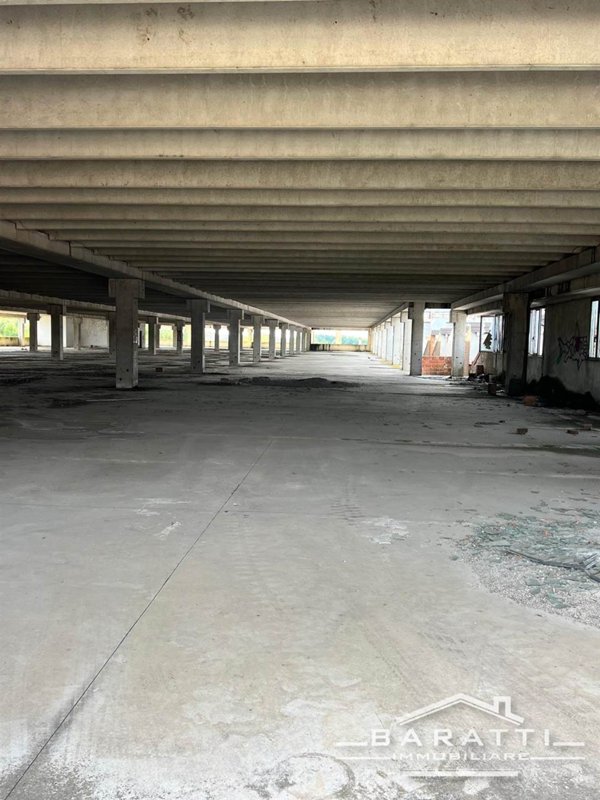 capannone in vendita a Marmirolo