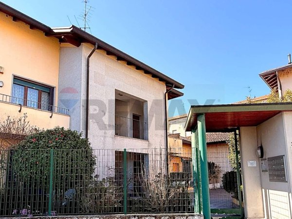 appartamento in vendita a Marmirolo in zona Pozzolo