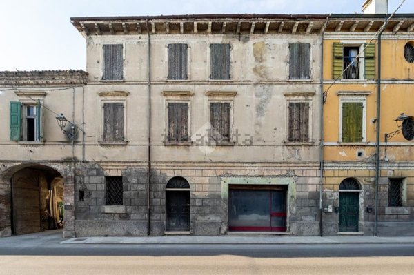 casa indipendente in vendita a Marmirolo in zona Scaraglio