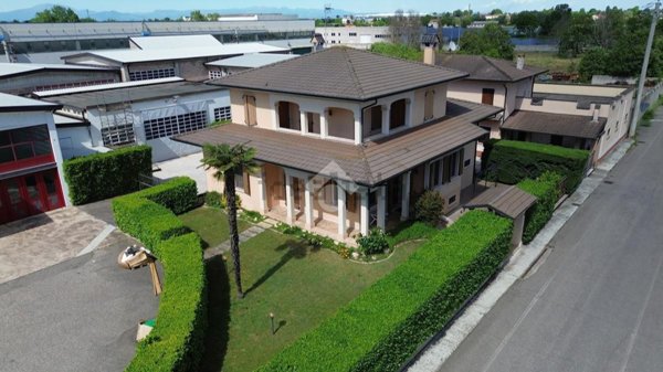 casa indipendente in vendita a Marmirolo