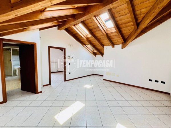 appartamento in vendita a Marmirolo in zona Pozzolo