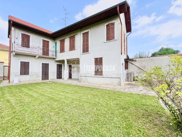 casa indipendente in vendita a Marmirolo in zona Pozzolo