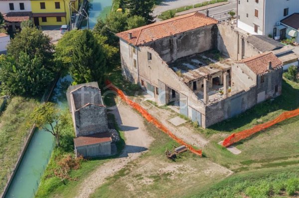 terreno in vendita a Marmirolo in zona Marengo
