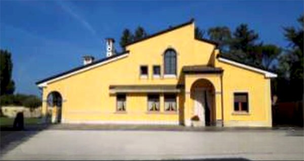 casa indipendente in vendita a Medole