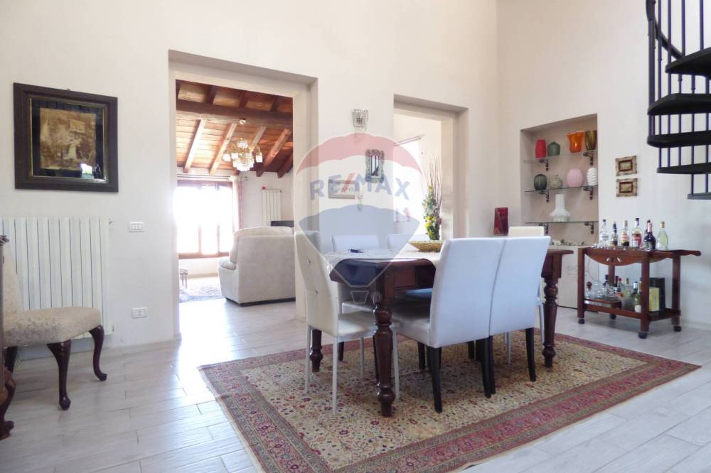 casa indipendente in vendita a Medole in zona Ca' Morino