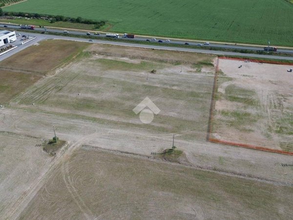 terreno agricolo in vendita a Medole in zona Crocevia