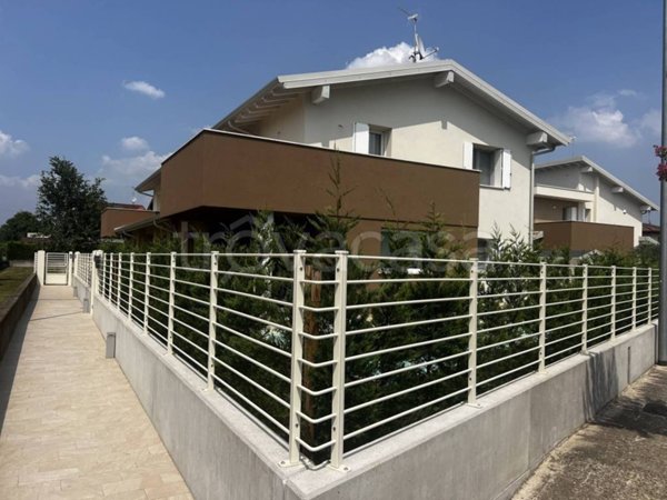 casa indipendente in vendita a Medole
