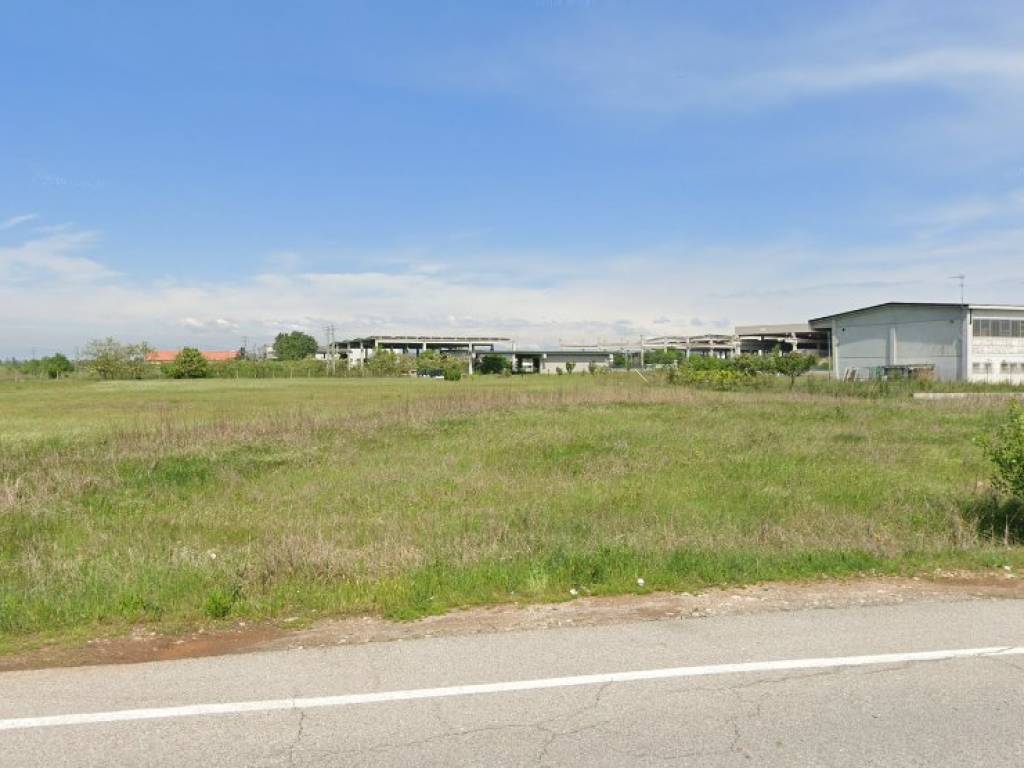 terreno edificabile in vendita a Medole