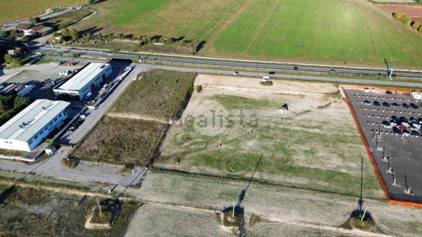 terreno edificabile in vendita a Medole in zona Crocevia