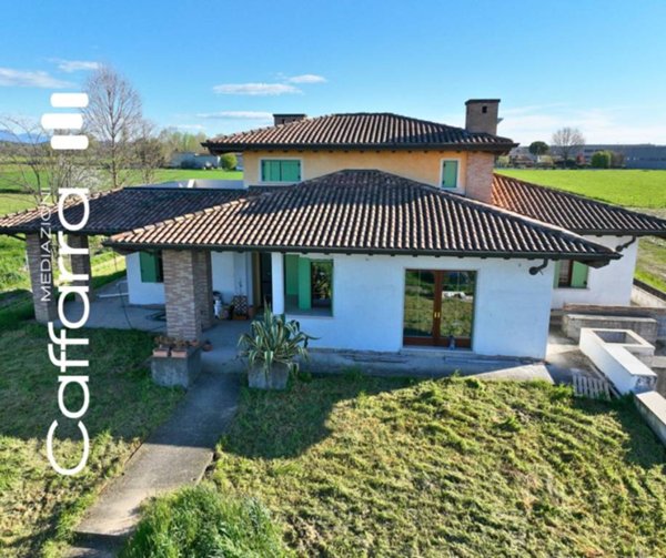 casa indipendente in vendita a Medole
