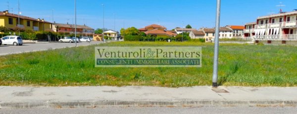 casa indipendente in vendita a Medole