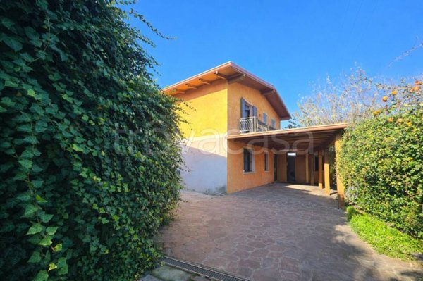 casa indipendente in vendita a Medole