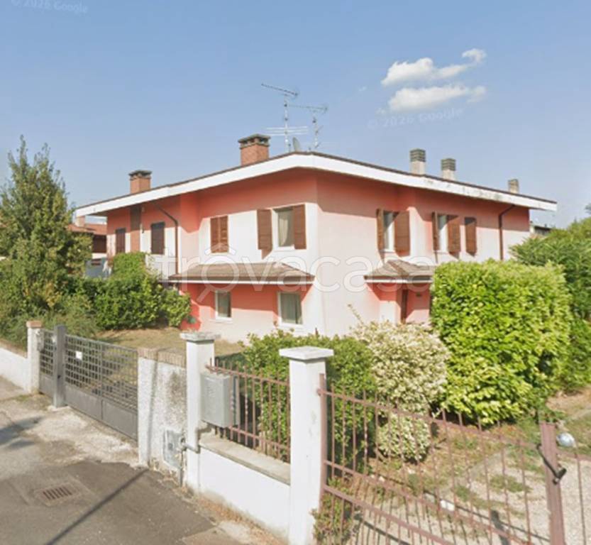 casa indipendente in vendita a Medole