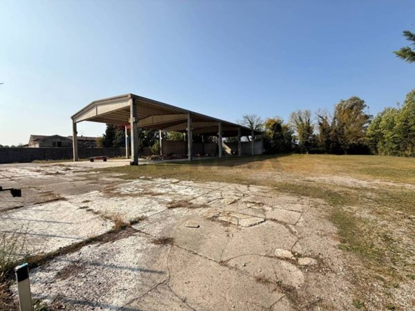 terreno edificabile in vendita a Medole