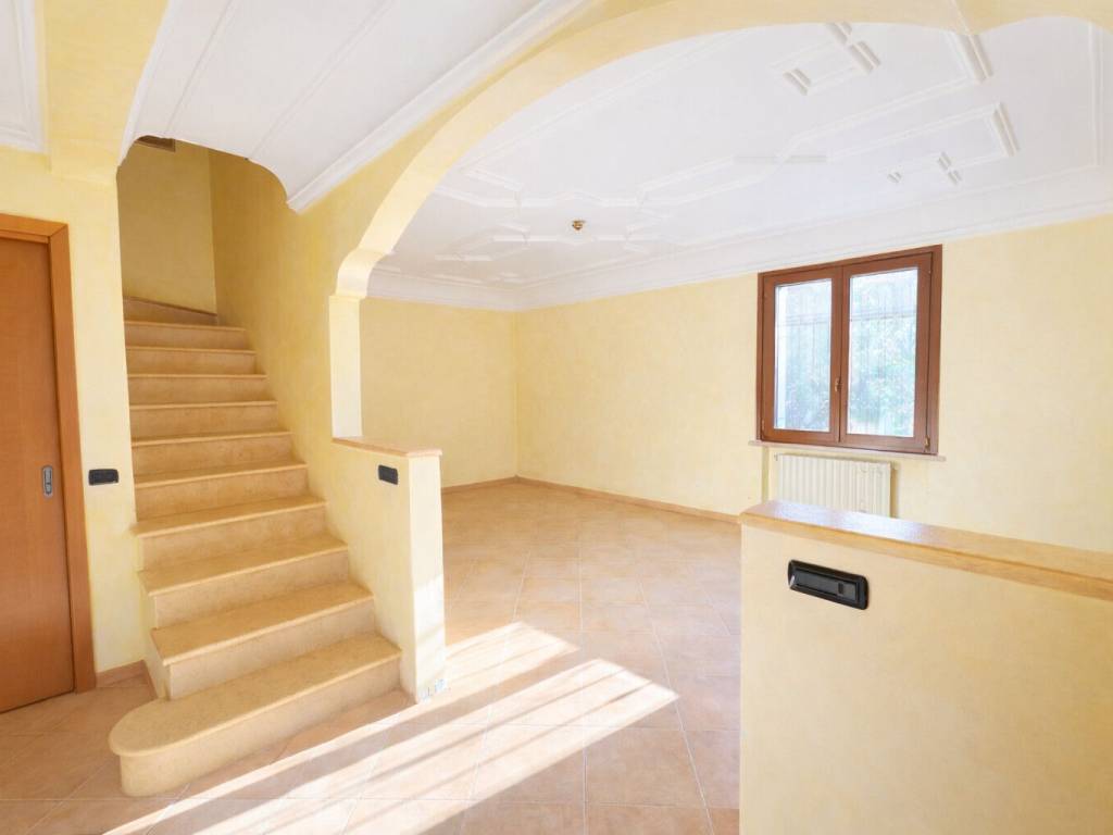 casa indipendente in vendita a Medole