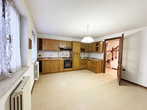 casa indipendente in vendita a Medole in zona Sassi
