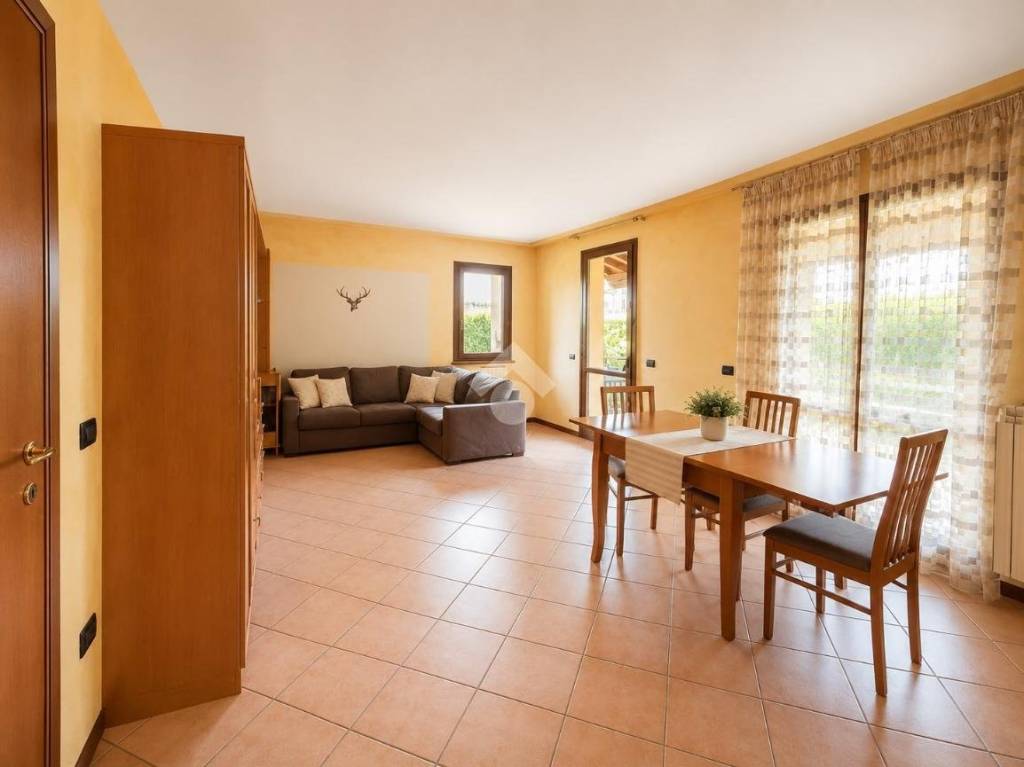 casa indipendente in vendita a Medole in zona San Damaso