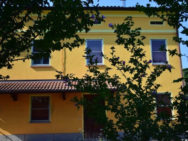 casa indipendente in vendita a Moglia