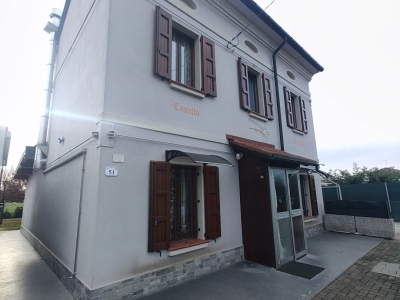 casa indipendente in vendita a Moglia