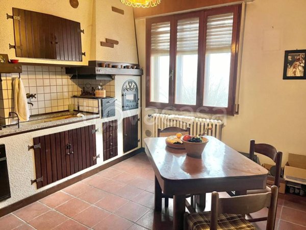 casa indipendente in vendita a Moglia