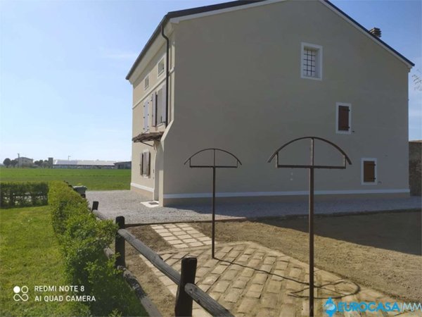 casa indipendente in vendita a Moglia